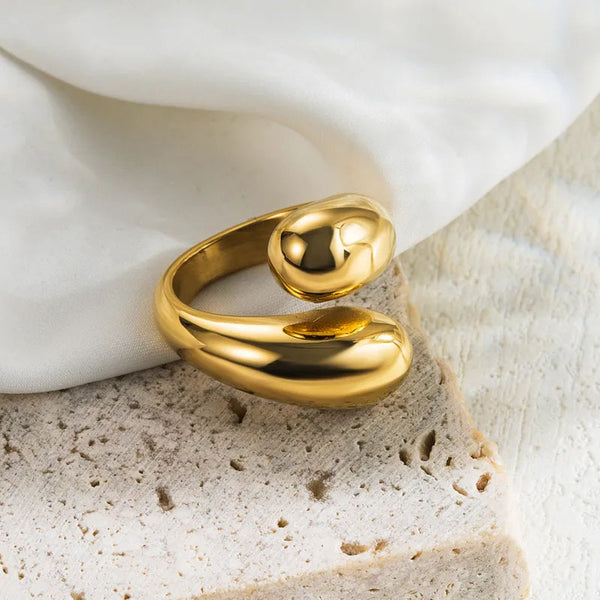 Reriti Minimalist Wrap Ring - Gold - Size 7