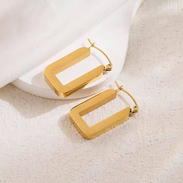 Reriti U Shaped Hoop Earrings - Gold